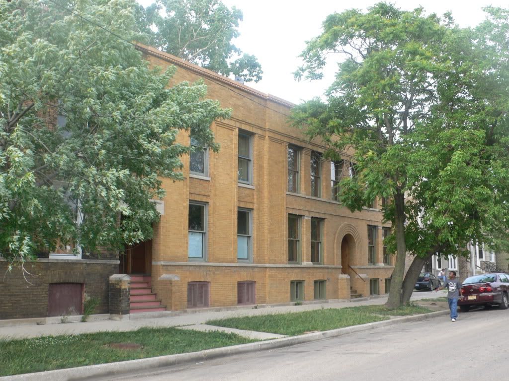 Waller Apartments, Chicago, IL Wright Chat